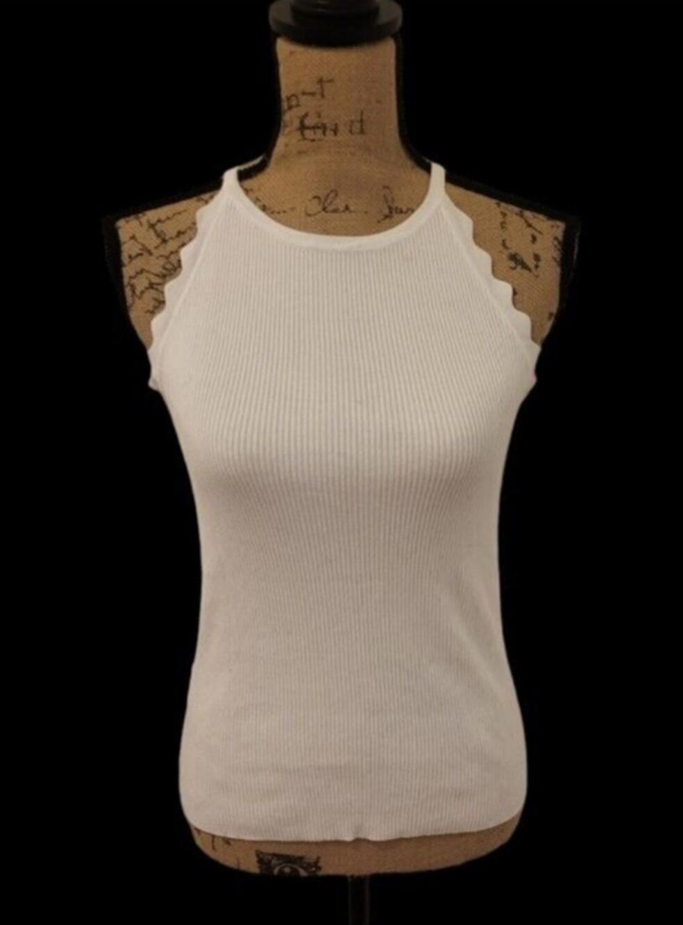 White cami top with small scallops, size small/medium